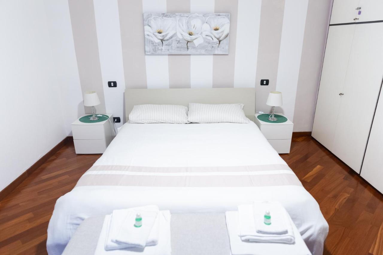 Appartamento Sweet House Corso Genova Milano Esterno foto